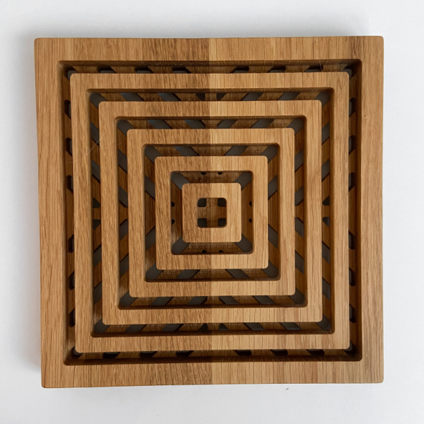 подставка квадратная  0407